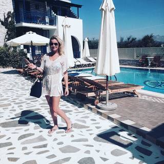 Hannah Ferrier feet photo 2