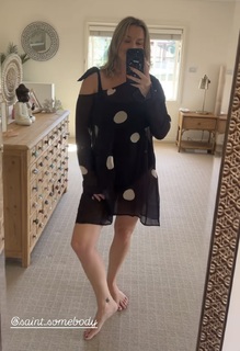 Hannah Ferrier feet photo 3