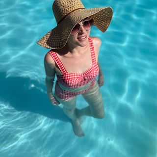 Hannah Fierman feet photo 16