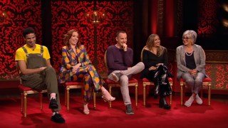 Hannah Fry feet photo thumbnail