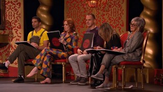 Hannah Fry feet photo thumbnail