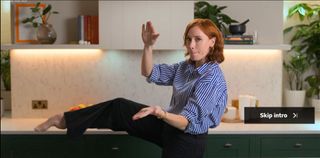 Hannah Fry feet photo thumbnail