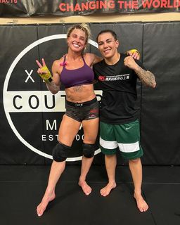 Hannah Goldy feet photo 18