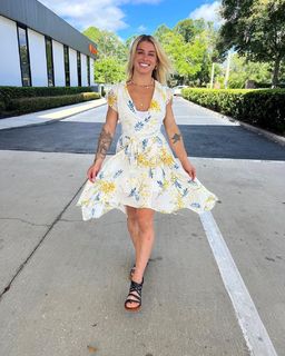 Hannah Goldy feet photo 16