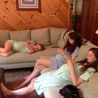 Hannah Gross feet photo 13