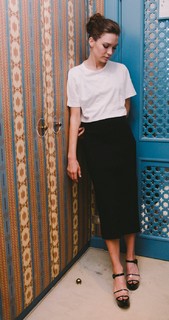 Hannah Gross feet photo 2