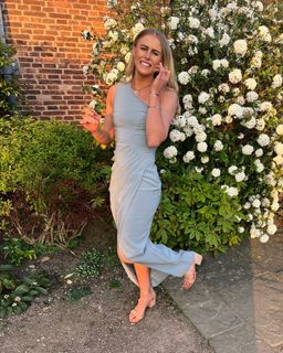 Hannah Hampton feet photo 13