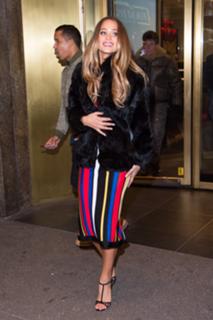 Hannah Jeter feet photo thumbnail