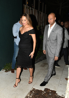 Hannah Jeter feet photo thumbnail