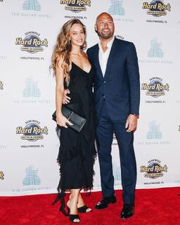 Hannah Jeter feet photo thumbnail