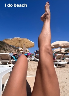 Hannah John-Kamen feet photo thumbnail