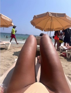 Hannah John-Kamen feet photo thumbnail