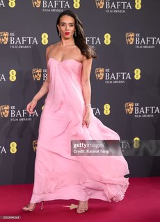 Hannah John-Kamen feet photo thumbnail
