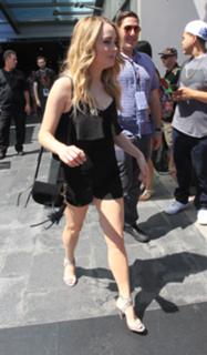 Hannah Kasulka feet photo 3