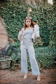 Hannah Kepple feet photo thumbnail