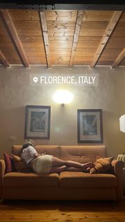 Hannah Kepple feet photo thumbnail