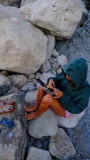 Hannah Kepple feet photo thumbnail