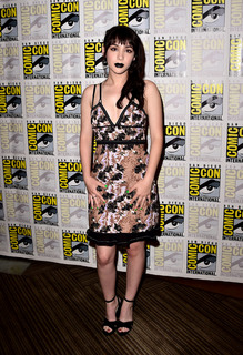 Hannah Marks feet photo 7