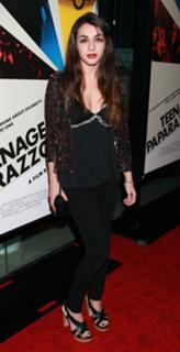Hannah Marks feet photo 2