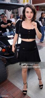 Hannah Marks feet photo 11