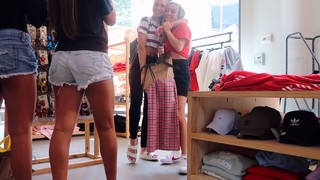 Hannah Meloche feet photo 17