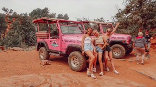 Hannah Meloche feet photo 4