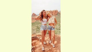 Hannah Meloche feet photo 3
