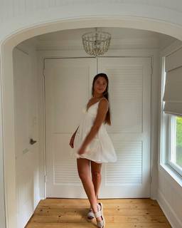 Hannah Meloche feet photo 3