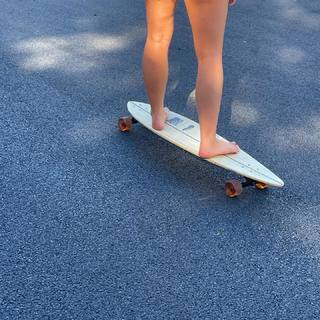 Hannah Meloche feet photo 12
