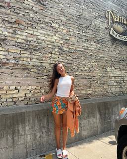 Hannah Meloche feet photo 12