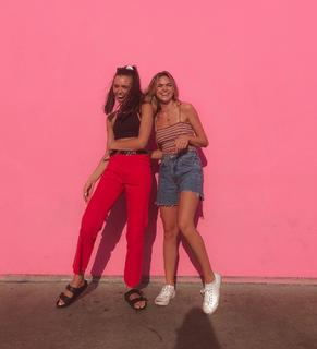 Hannah Meloche feet photo 5