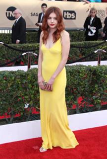 Hannah Murray feet photo thumbnail