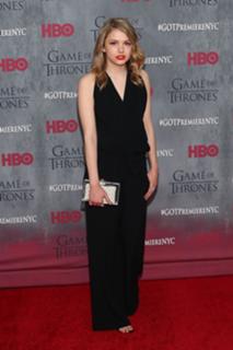 Hannah Murray feet photo thumbnail