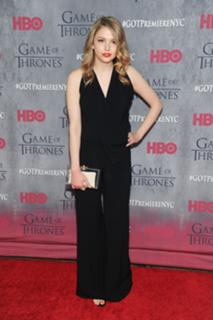 Hannah Murray feet photo thumbnail