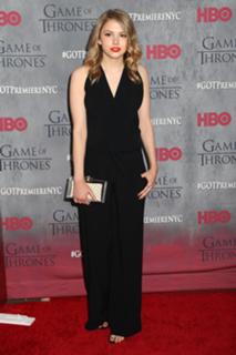 Hannah Murray feet photo thumbnail