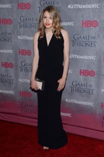 Hannah Murray feet photo thumbnail