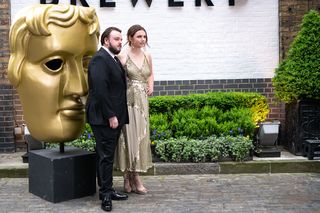 Hannah Murray feet photo thumbnail