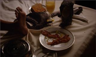 Hannah Simone feet photo thumbnail