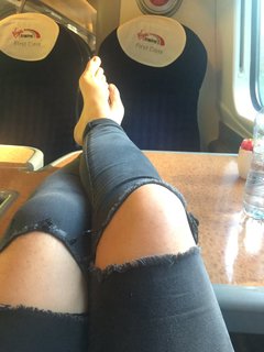 Hannah Spearritt feet photo 9