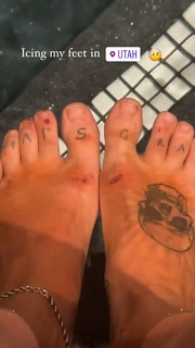Hannah Stocking feet photo thumbnail