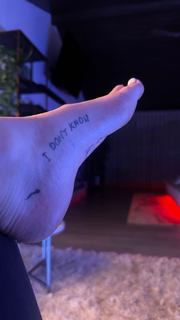 Hannah Stocking feet photo thumbnail
