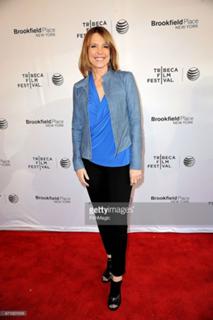 Hannah Storm feet photo thumbnail