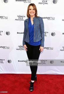 Hannah Storm feet photo thumbnail