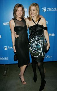 Hannah Storm feet photo thumbnail