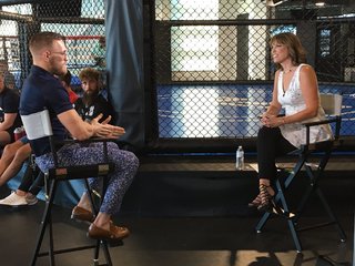Hannah Storm feet photo thumbnail
