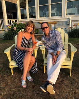 Hannah Storm feet photo thumbnail