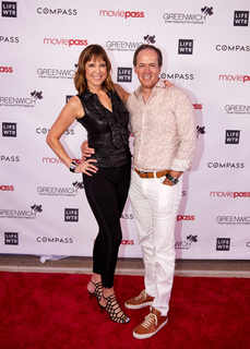 Hannah Storm feet photo thumbnail