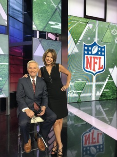 Hannah Storm feet photo thumbnail