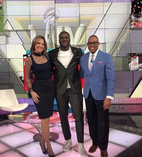 Hannah Storm feet photo thumbnail