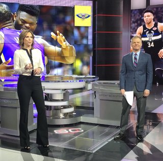 Hannah Storm feet photo thumbnail